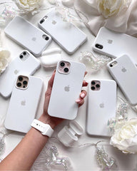 White iPhone Silicone Cover – Soft Touch, Anti-Slip & Stylish Protection for iPhone 16