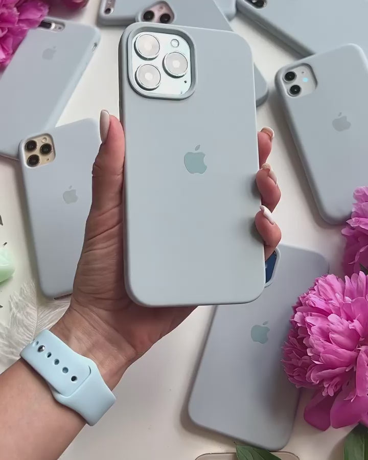 iPhone Silicone Case Blue Gray – Shockproof, MagSafe Compatible for iPhone 17 Pro