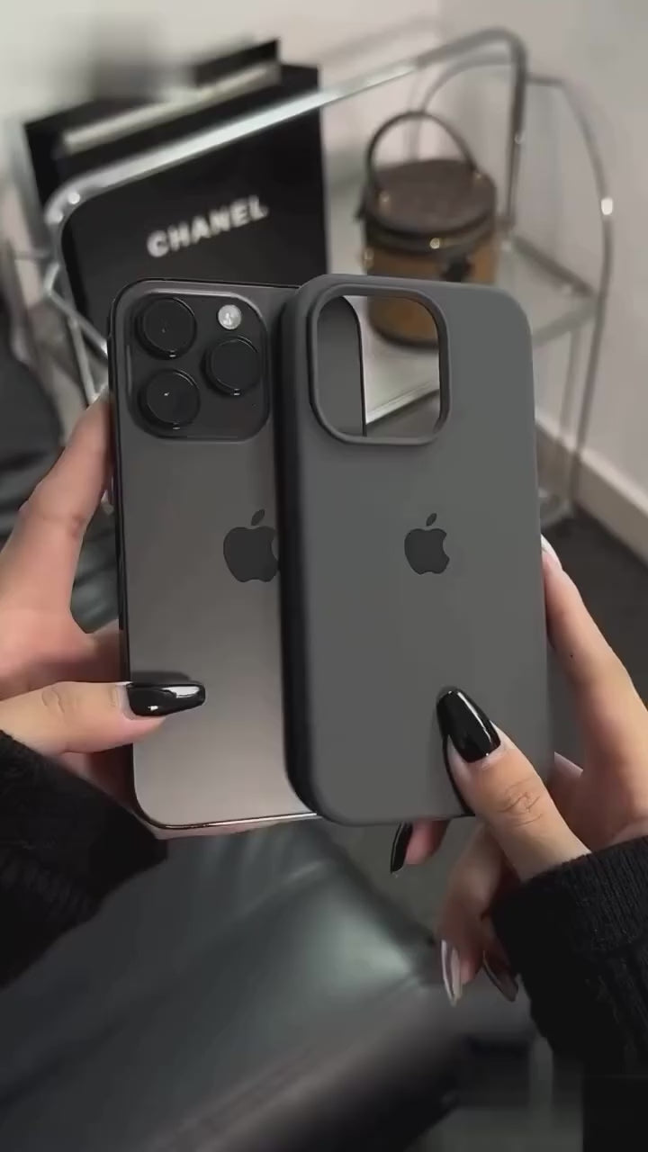 Black iPhone Silicone Case – Premium Liquid Silicone | iPhone 14
