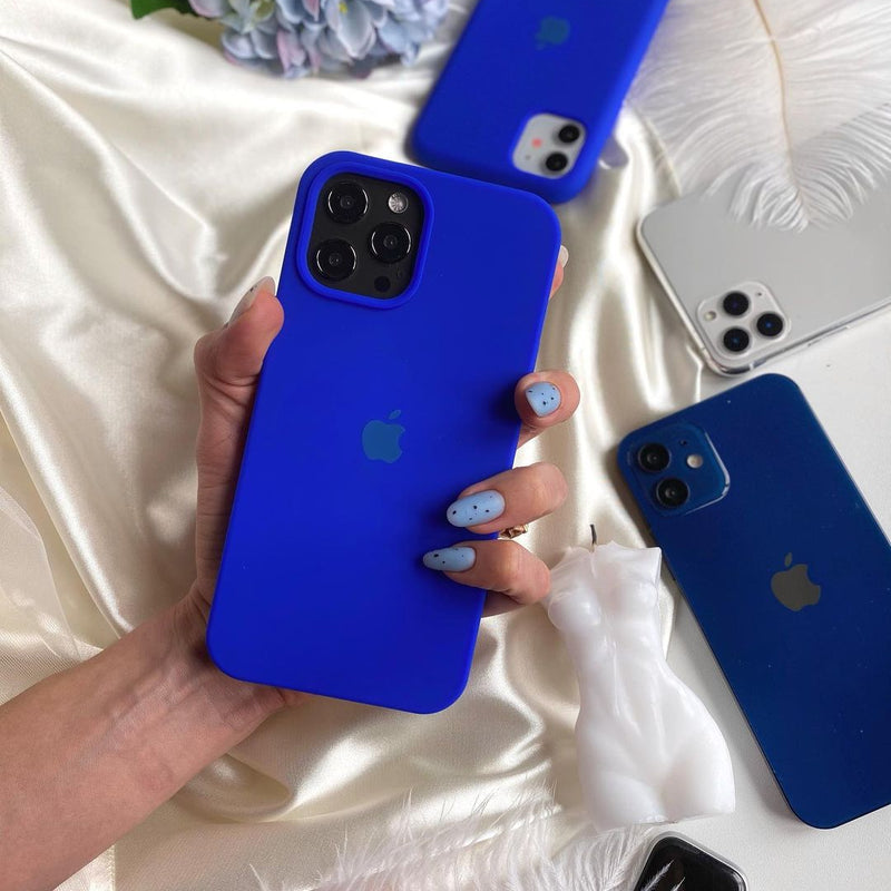 Abyss Blue iPhone Silicone Cover – Soft Touch, Anti-Slip & Stylish Protection for iPhone 13 Pro Max