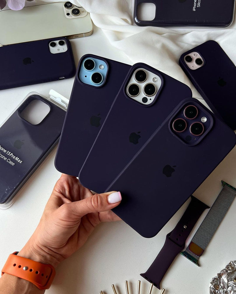 Deep Purple iPhone Silicone Cover – Soft Touch, Anti-Slip & Stylish Protection