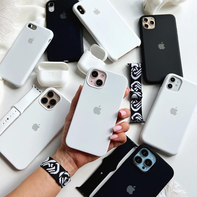 White iPhone Silicone Cover – Soft Touch, Anti-Slip & Stylish Protection