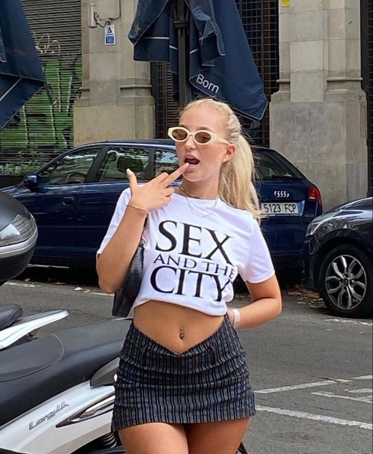 Trendy Sex and the City Crop Top