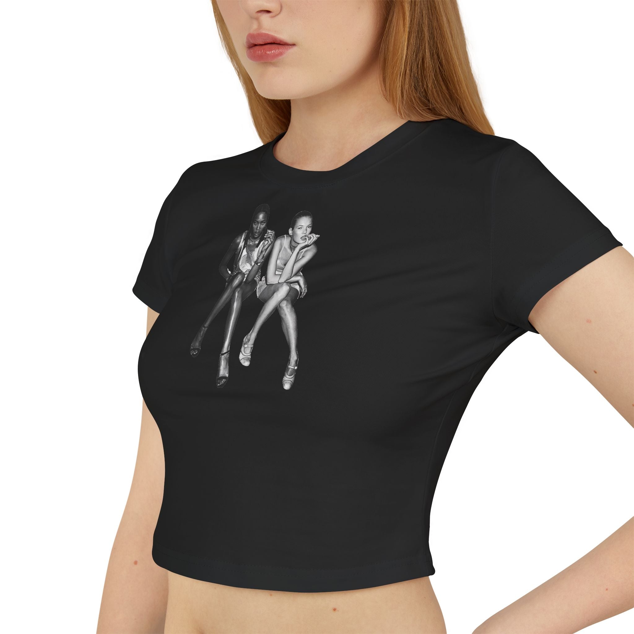 White Baby Tee for Women with Retro Model Graphic – Cropped Streetwear Top